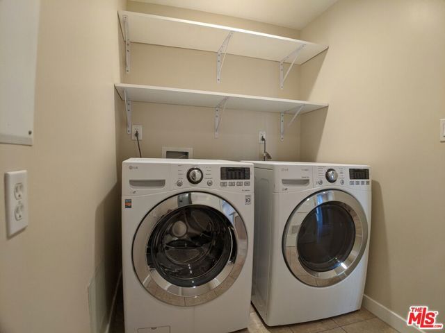 5143 White Oak Avenue 102, Encino (los Angeles), CA 91316