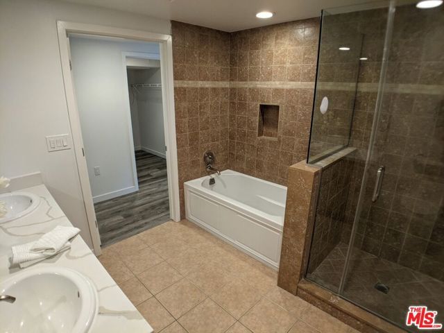 5143 White Oak Avenue 102, Encino (los Angeles), CA 91316