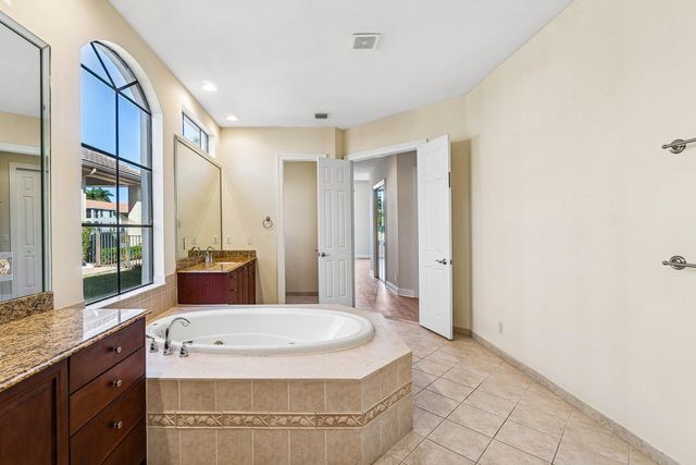 10509 Vignon Court, Wellington, FL 33449