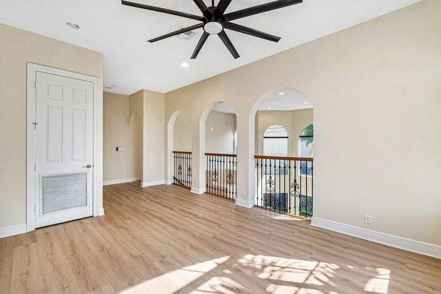 10509 Vignon Court, Wellington, FL 33449