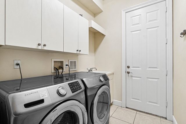 10509 Vignon Court, Wellington, FL 33449