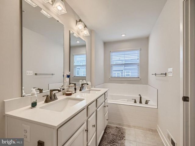 310 BEVINGTON ST, Middle River, MD 21220
