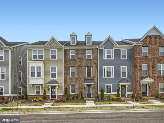 310 BEVINGTON ST, Middle River, MD 21220