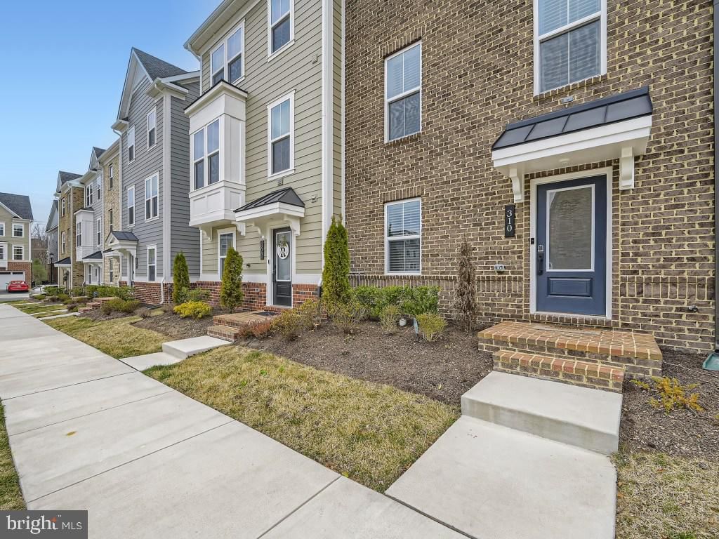 310 BEVINGTON ST, Middle River, MD 21220