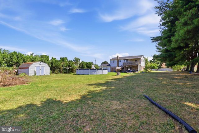 3610 S SALEM CHURCH RD, Dover, PA 17315