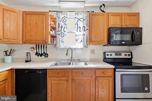 3610 S SALEM CHURCH RD, Dover, PA 17315