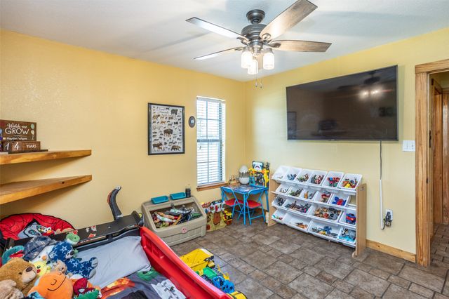 291 Old Spanish Trail, Valley View, TX 76272
