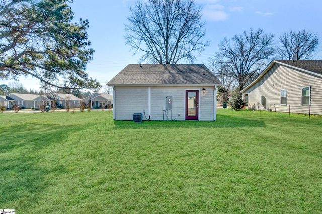 107 Dillon Drive, Clinton, SC 29325