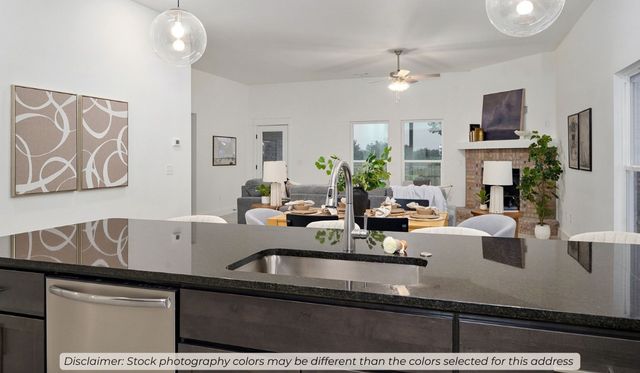 2511 Goldspur Court, Centerton, AR 72712