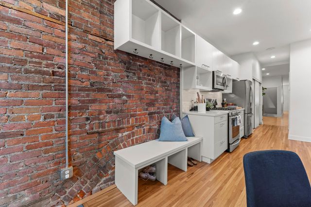 505 Holly Avenue, Saint Paul, MN 55102