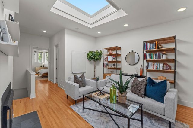 505 Holly Avenue, Saint Paul, MN 55102