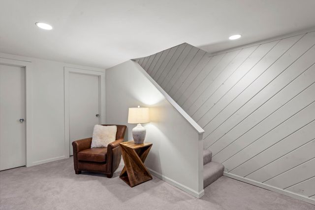 505 Holly Avenue, Saint Paul, MN 55102