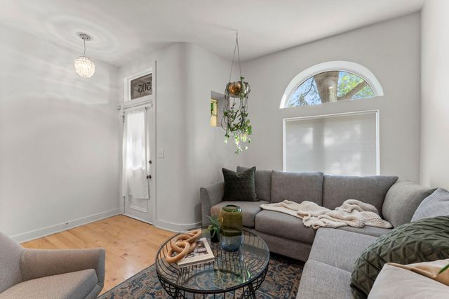 505 Holly Avenue, Saint Paul, MN 55102