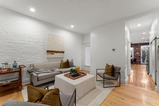 505 Holly Avenue, Saint Paul, MN 55102