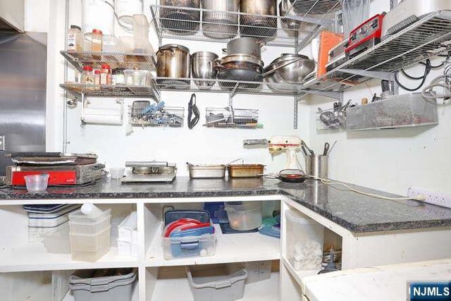 39 Godwin Avenue 39, Ridgewood, NJ 07450