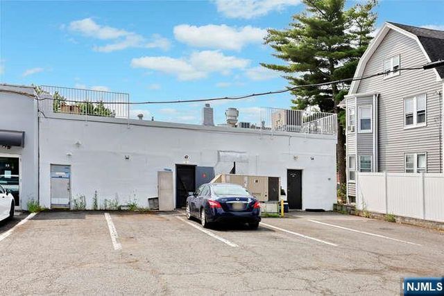 39 Godwin Avenue 39, Ridgewood, NJ 07450