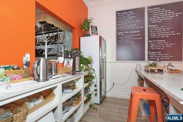 39 Godwin Avenue 39, Ridgewood, NJ 07450