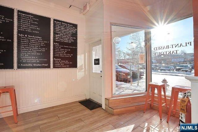 39 Godwin Avenue 39, Ridgewood, NJ 07450