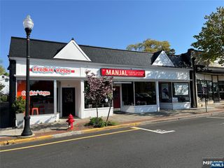 39 Godwin Avenue 39, Ridgewood, NJ 07450