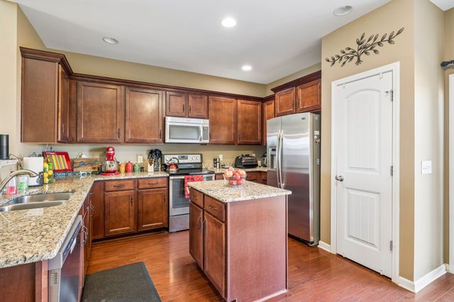 509 Larkin Ct, Mount Juliet, TN 37122