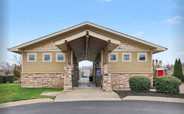 509 Larkin Ct, Mount Juliet, TN 37122