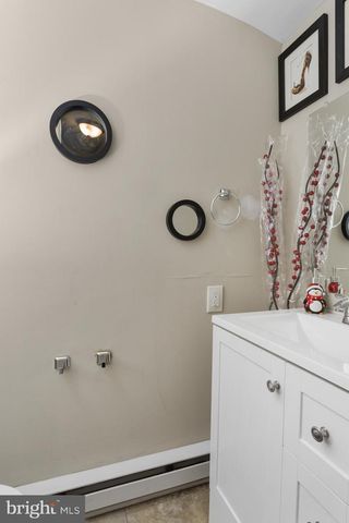 244 JERSEY ST, Trenton, NJ 08611