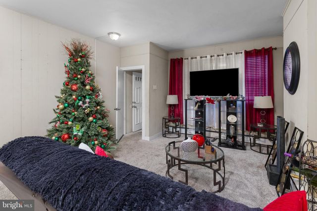 244 JERSEY ST, Trenton, NJ 08611