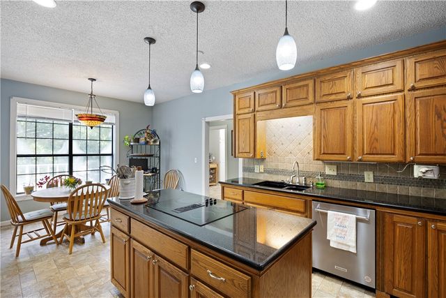 2000 County Road 4200, Clarksville, AR 72830