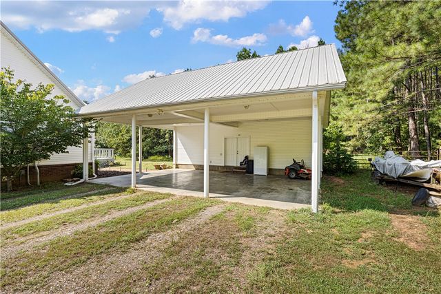 2000 County Road 4200, Clarksville, AR 72830