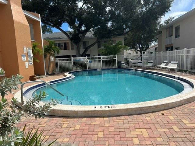 9940 7TH WAY N 201, St Petersburg, FL 33702