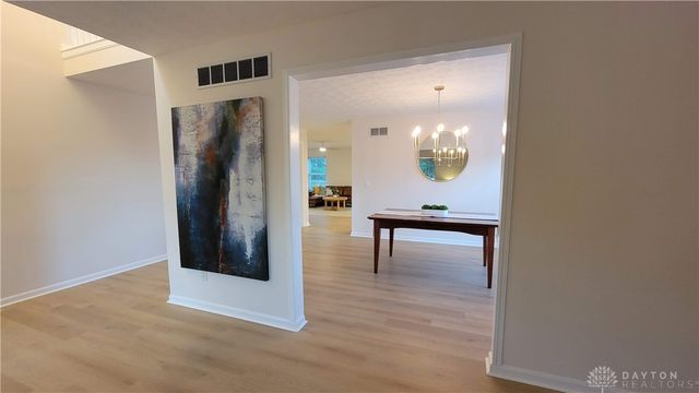 2421 Louisiana Drive, Xenia, OH 45385