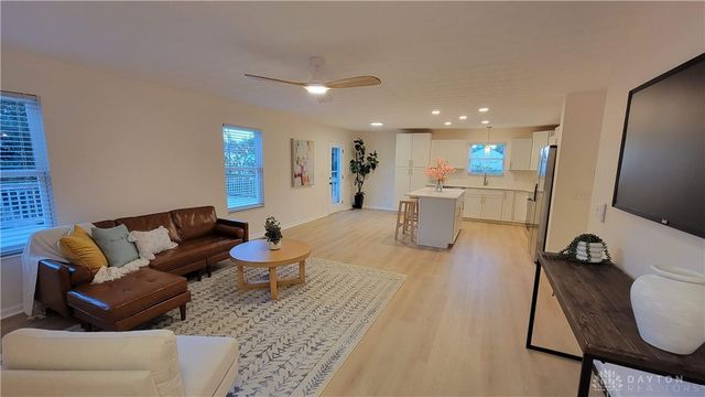 2421 Louisiana Drive, Xenia, OH 45385