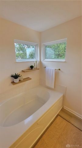 2421 Louisiana Drive, Xenia, OH 45385