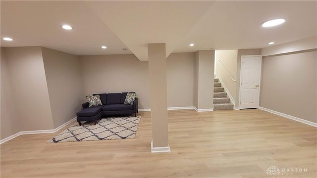 2421 Louisiana Drive, Xenia, OH 45385