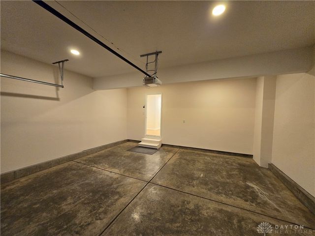 2421 Louisiana Drive, Xenia, OH 45385