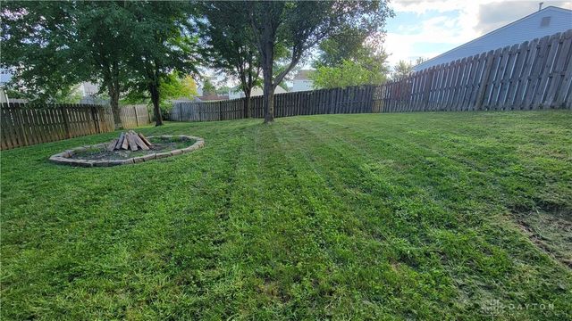 2421 Louisiana Drive, Xenia, OH 45385