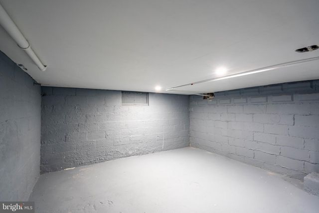 960 CARMEL RD, Millville, NJ 08332