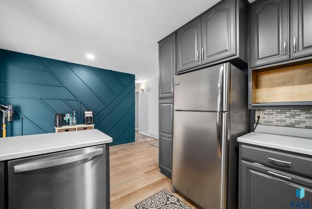 4304 W Mesa Pass Pass, Sioux Falls, SD 57106