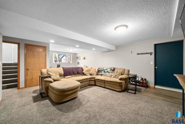 4304 W Mesa Pass Pass, Sioux Falls, SD 57106