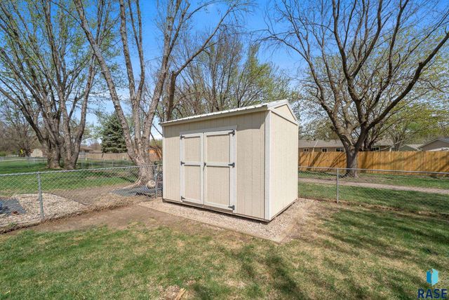 4304 W Mesa Pass Pass, Sioux Falls, SD 57106