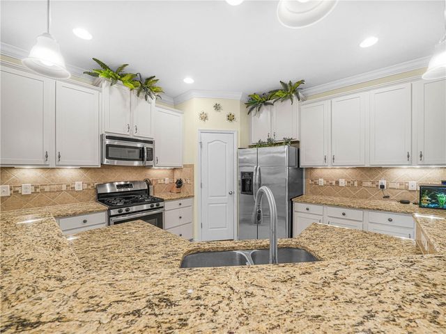 7417 SURREY PINES DRIVE, Apollo Beach, FL 33572