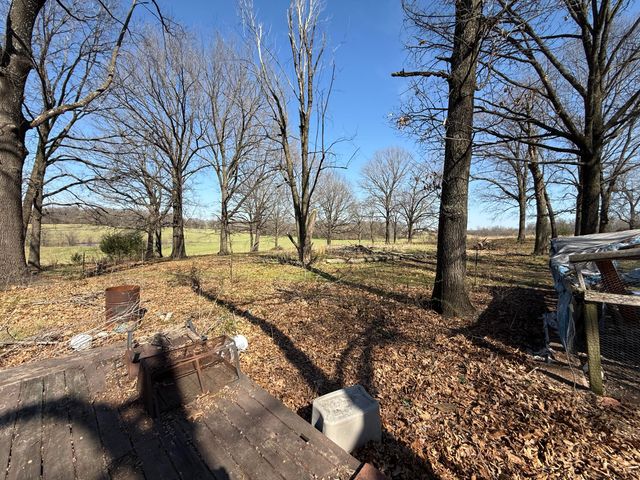 10240 Lawrence 1000, La Russell, MO 64848