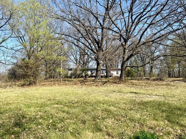 10240 Lawrence 1000, La Russell, MO 64848