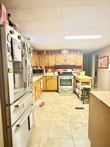 10240 Lawrence 1000, La Russell, MO 64848