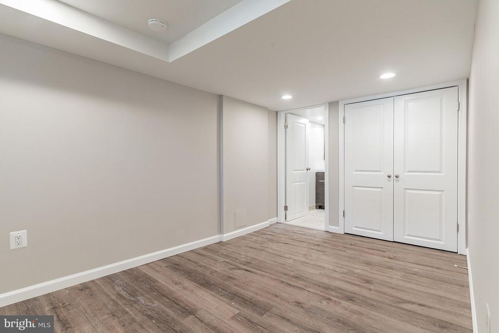 Image 16 of property listing at 413 ROGERS AVE, Glen Burnie, MD 21060