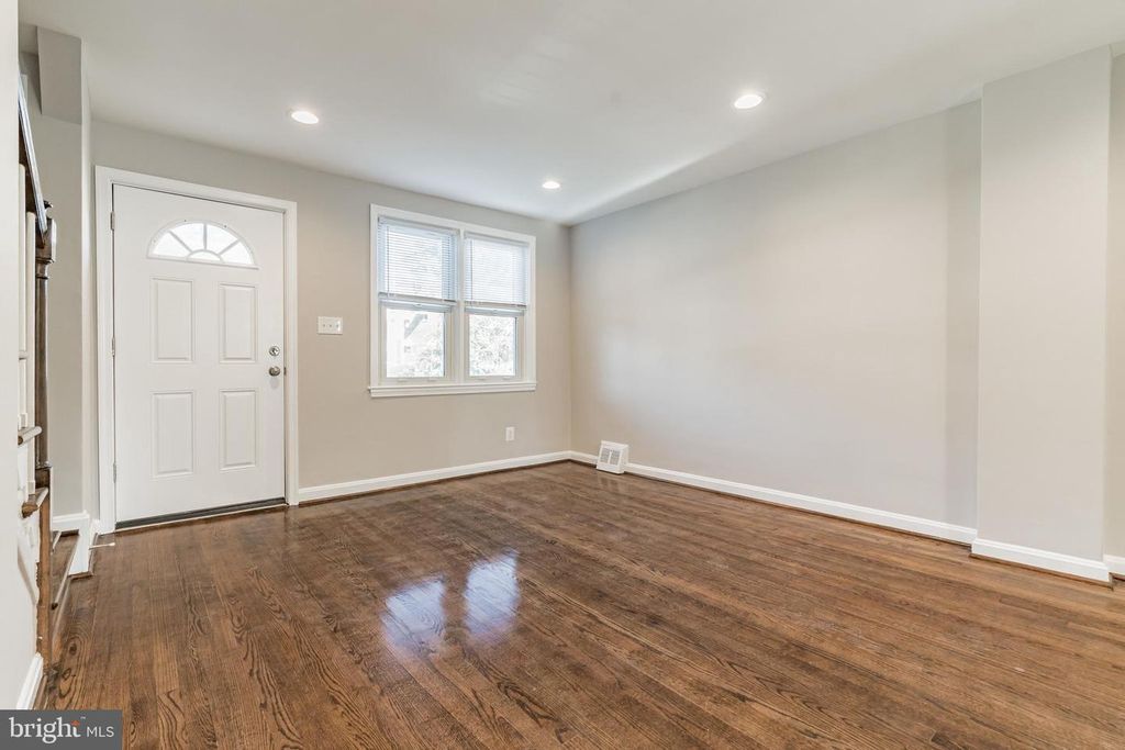 Image 2 of property listing at 413 ROGERS AVE, Glen Burnie, MD 21060