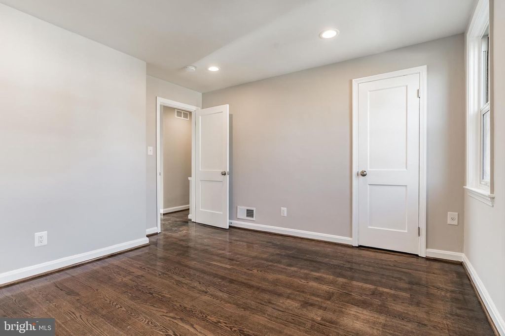 Image 24 of property listing at 413 ROGERS AVE, Glen Burnie, MD 21060