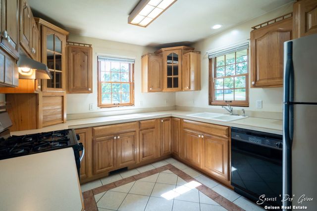 7961 W Sidney Road, Montcalm Twp, MI 48838