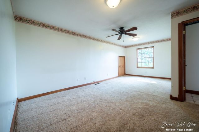 7961 W Sidney Road, Montcalm Twp, MI 48838