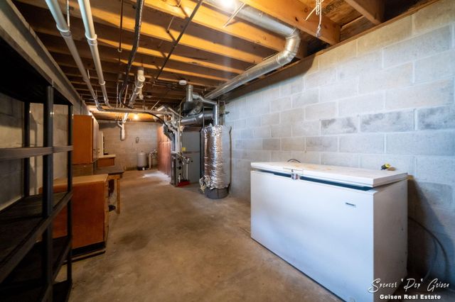 7961 W Sidney Road, Montcalm Twp, MI 48838